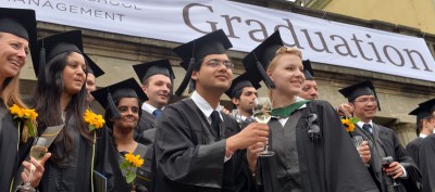 Financial Times: Absolventen der HHL Leipzig Graduate School of Management erzielen Spitzen-Gehälter