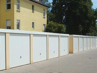 Garagenhof harmonisch integrieren