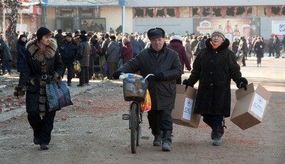 Ukraine: Die Zukunft sieht düster aus/ Familien zerbrechen. Kinder verlieren Zuhause.