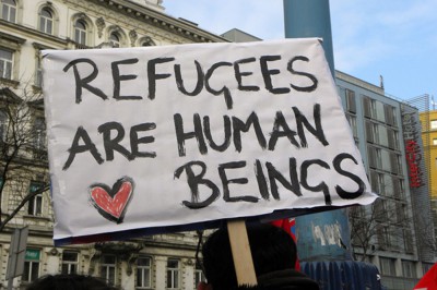 EU-Abgeordnete besuchen Flüchtlings- und Migrantenlager bei Calais