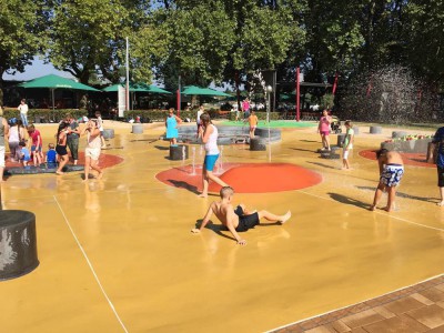 Wasserspielplatz und Wassererfahrungsfeld