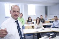 Zahlen und Aktivitäten –  Rechnungslegungs-Professor der Handelshochschule Leipzig (HHL) stellt sich vor
