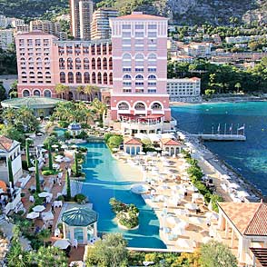 Super-Yachten und Gourmet-Freuden im  Monte-Carlo Bay Hotel & Resort