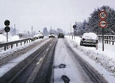 GTÜ: Sicher unterwegs auf winterlichen Straßen