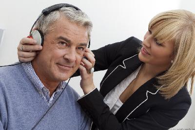 Hörakustik heute  in fünf Schritten zum guten Hören