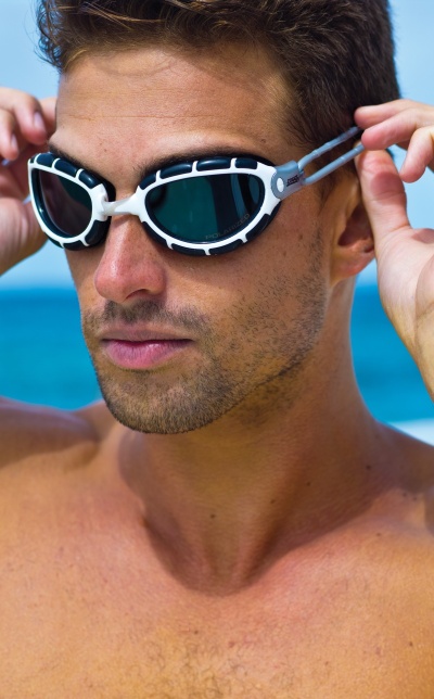  Bei dieser Schwimmbrille blendet nichts!