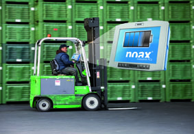  Kleiner Unterschied  große Wirkung!  Die neue, integrierte USV von noax erhöht die Ausfallsicherheit bei mobilen Logistikanwendungen und schützt so vor Datenverlust und Betriebsunterbrechungen.