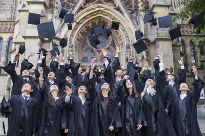 Graduation Ceremony at the First Business School Established in Germany. 