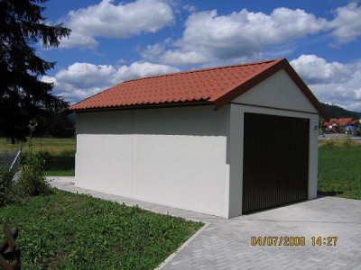 Gute Fundamente, damit die Garage bleibt, wenn Hochwasser kommt