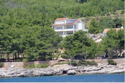 Kroatien/Insel Hvar: Casa Gorma Villa steht mit neun exklusiven Ferienapartments zum Verkauf