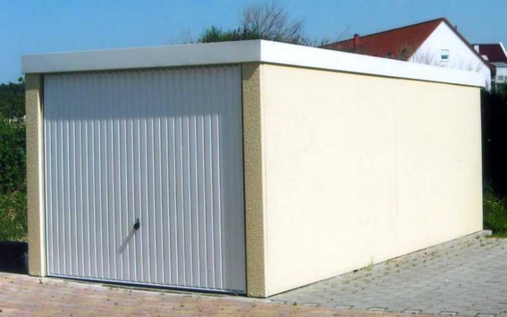 Garagenrampe.de: Garagenkunst zwischen Wand und Tor