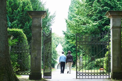 Friedhof 2030 - Eine Fachtagung widmet sich neuen Konzepten für die Zukunft des Friedhofs