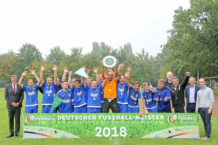 Neuer Deutscher Meister: Wolfgang Dremmler ehrt Hannoversche Werkstätten