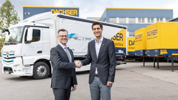 DACHSER startet Praxistest mit dem Mercedes-Benz eActros