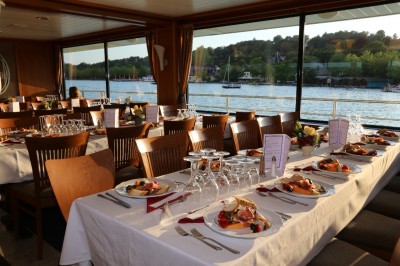 Das goldene und musikalische Traumschiff vom Starnberger See