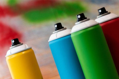 Farbe statt Uniform: Christian Ambühls kreative Gegenwelt zum Polizeialltag