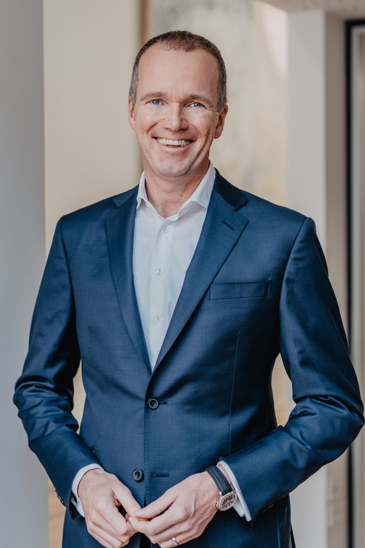 SNP-Aufsichtsrat verlängert Vertrag von CEO Jens Amail vorzeitig