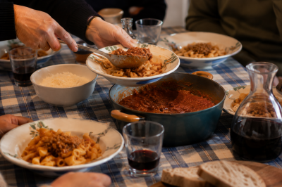 Sunday Lunch at Andrea Vella's: How His Wife Cooks Traditional Ragù for Hours