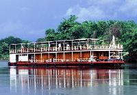 Mit 4Wheel.Travel Flusslandschaften in Thailand entdecken: Flusskreuzfahrt und Autoexpedition