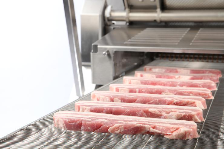 Süffa 2012: Bizerba präsentiert den vollautomatischen Slicer Scaleroline A550