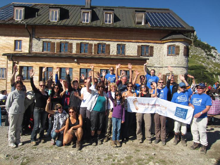 Voller Erfolg: hike4hunger auf das Rotwandhaus zugunsten des Hunger Projekts in Afrika