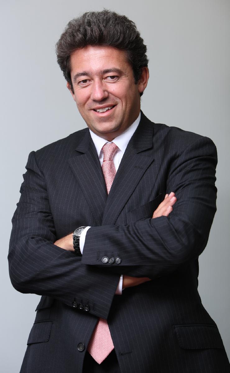 Charles-Edouard Bouée, President von Roland Berger Strategy Consultants Asien, erhält 