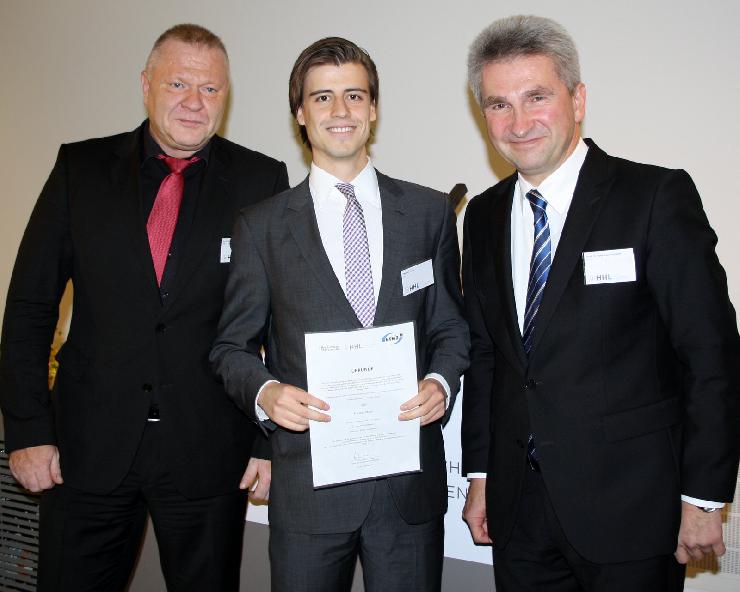 enviaM vergibt Deutschlandstipendium an Master-Student der HHL