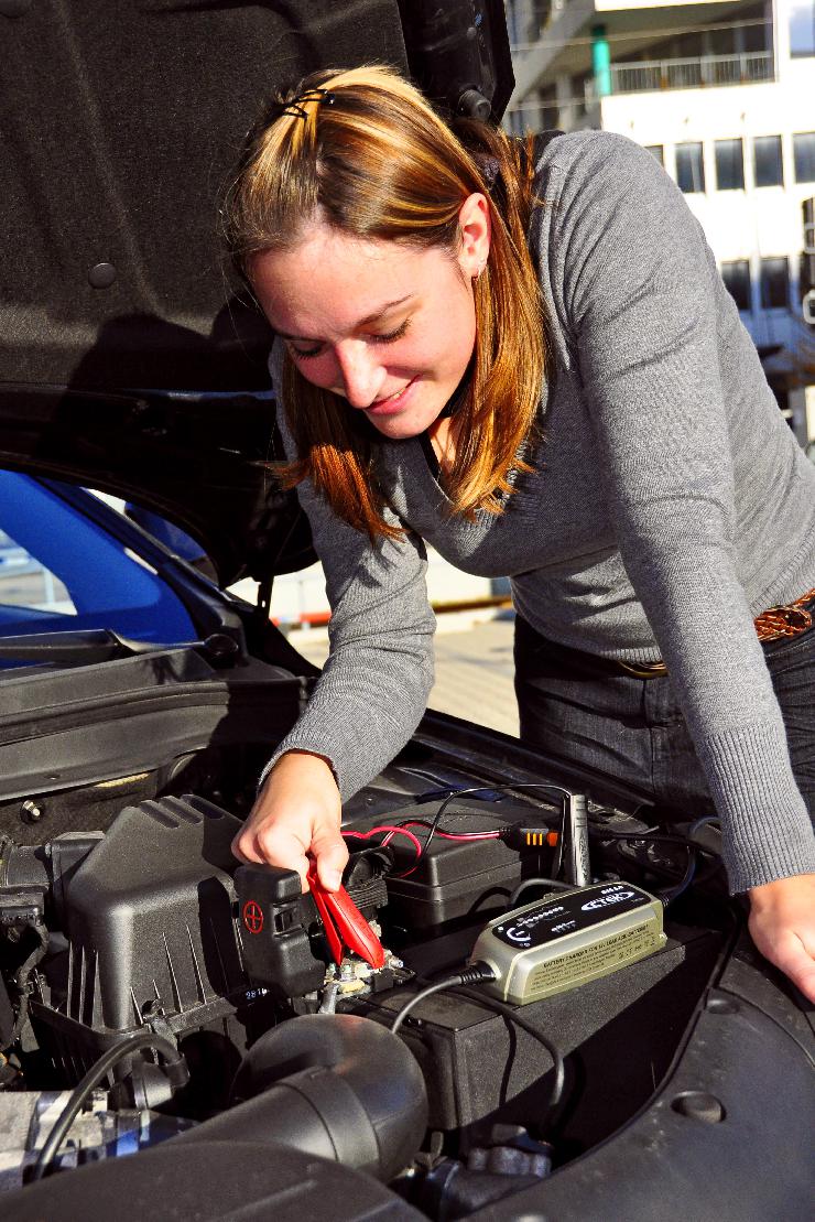 GTÜ: Batterie im Winter regelmäßig prüfen