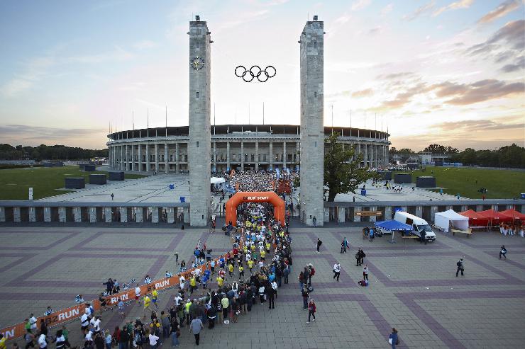 Eine Partnerschaft, die gut läuft: SAUCONY wird Laufschuhpartner der Deutschen Firmenlaufmeisterschaft B2RUN 2013