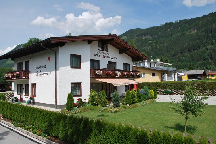 Natur und Sonne tanken im familiären Appartementhaus Sonnenschein am Zeller See!