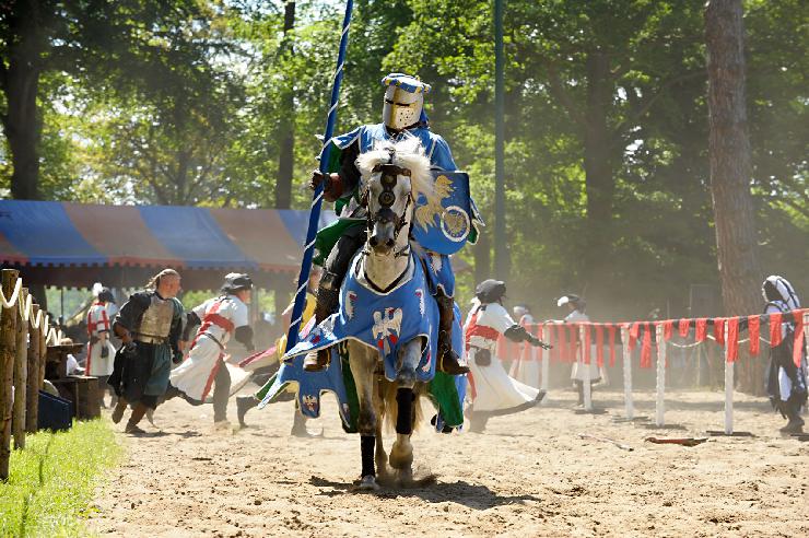 Burg Satzvey: Im Zeichen der Ritter